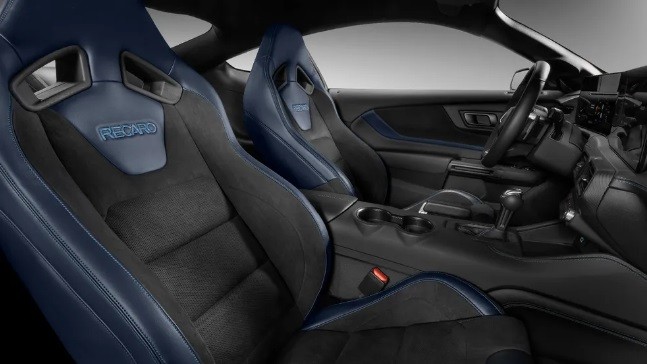 analise-car-novo-ford-mustang-2024-tera-pintura-que-muda-de-cor-em-versao-de-500-cv-1jpg_qRuQTSZcSLyC06HKWkgBnrgN3WfGuinn7BPnzMRS.jpg undefined